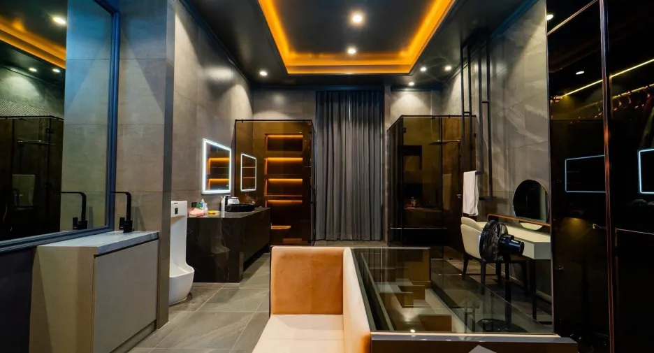 For sale 4 bedrooms house in Thawi Watthana, Bangkok