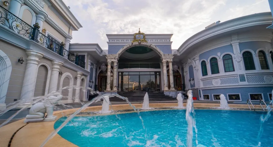 For sale 4 bedrooms house in Thawi Watthana, Bangkok