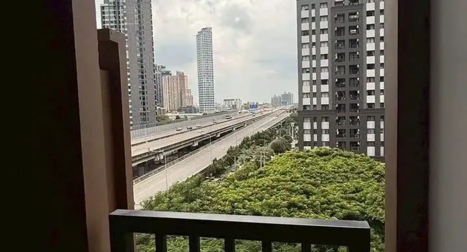 For rent studio condo in Watthana, Bangkok