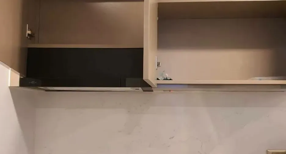 Wohnung zur Miete mit Studio in Huai Khwang, Bangkok