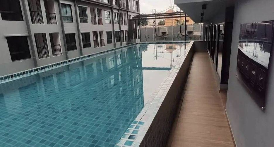 For sale 1 bed condo in Huai Khwang, Bangkok