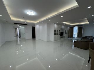 À vendre 2 chambres condo à Bang Na, Bangkok