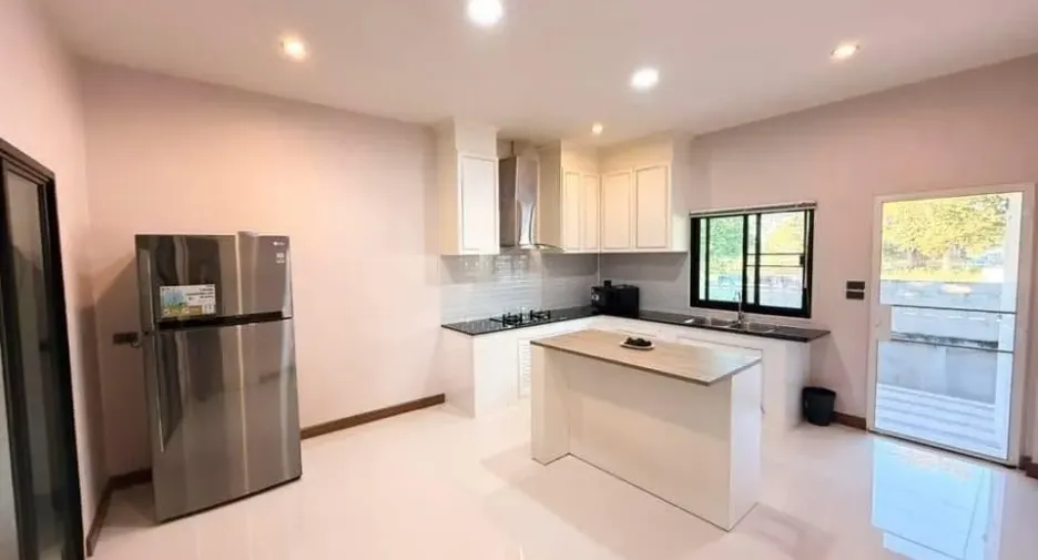 出租 3 卧室 独立屋 在 San Sai, Chiang Mai