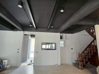 出租 公寓 独立屋 在 Phra Khanong, 曼谷