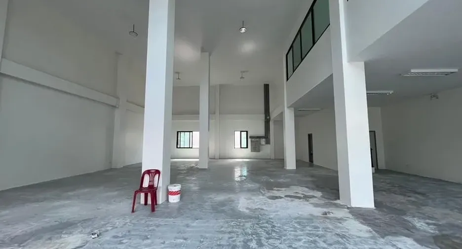 Lagerhaus zur Miete in Bang Sao Thong, Samut Prakan