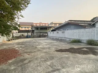 For rent warehouse in Bang Na, Bangkok