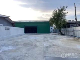 For rent warehouse in Bang Na, Bangkok