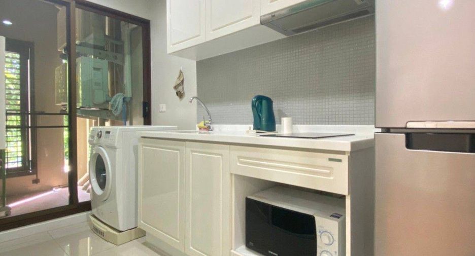 For sale 1 bed condo in Khlong Toei, Bangkok