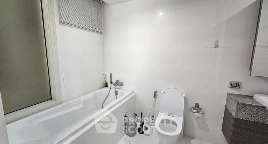 For rent 1 bed condo in Pathum Wan, Bangkok
