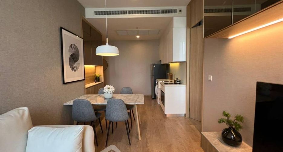 For sale 1 bed condo in Khlong Toei, Bangkok