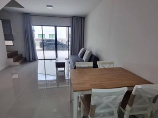 For sale 3 bedrooms townhouse in Prawet, Bangkok