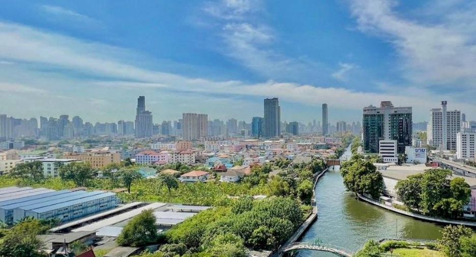 For rent and for sale 2 bedrooms condo in Watthana, Bangkok