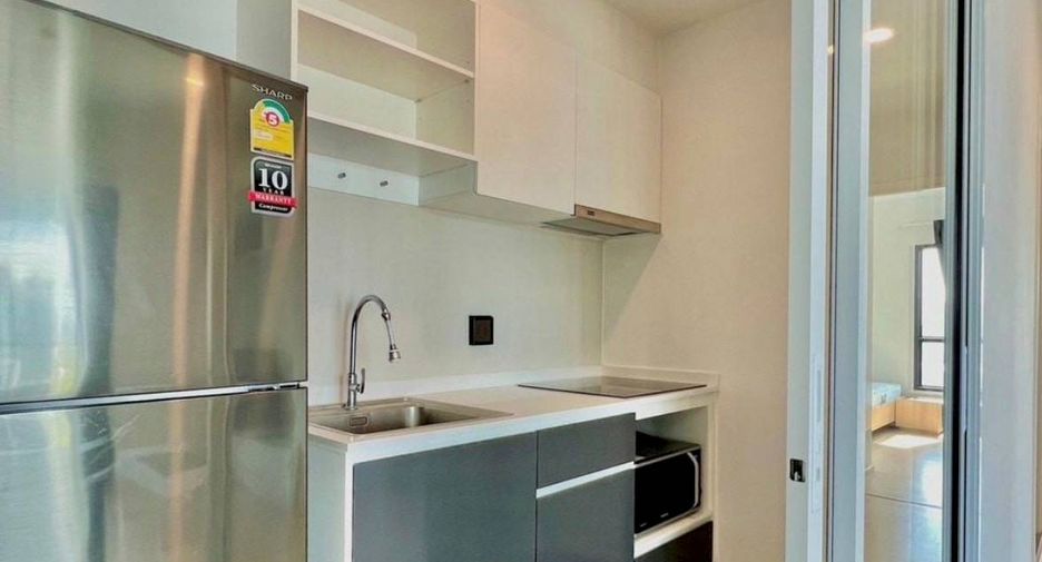 For rent and for sale 2 bedrooms condo in Watthana, Bangkok