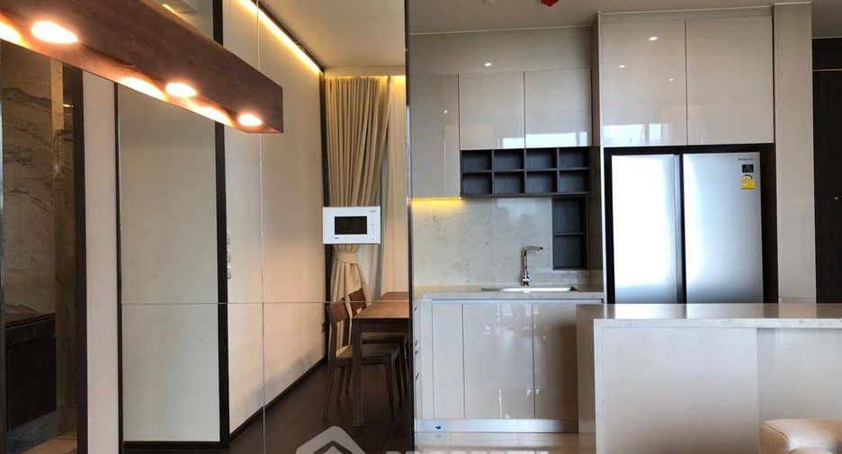 For rent 2 bedrooms condo in Khlong Toei, Bangkok