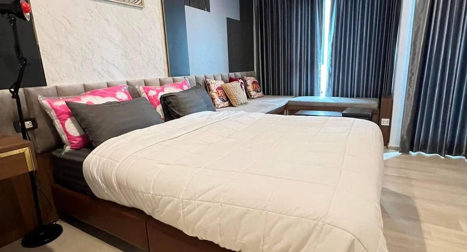 Wohnung zur Miete mit 1 Zimmer in Pathum Wan, Bangkok