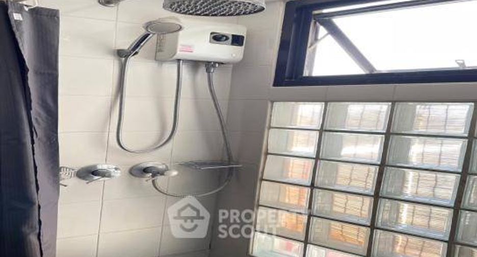 À vendre 1 chambre condo à Lak Si, Bangkok