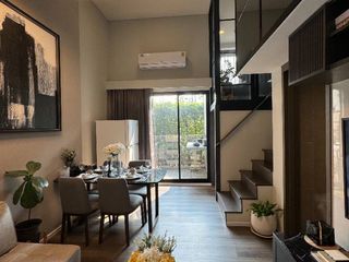 À vendre 2 chambres condo à Khan Na Yao, Bangkok