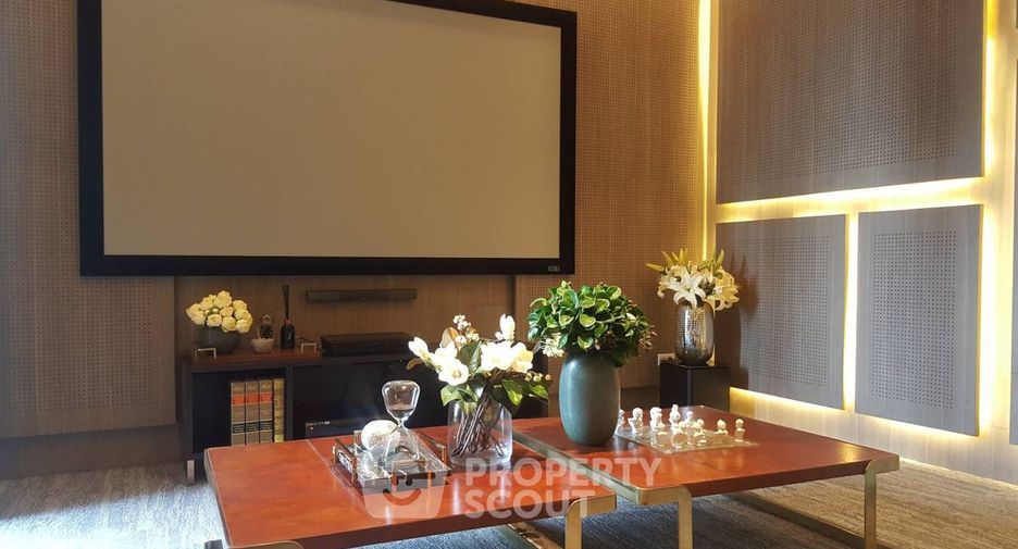 For rent and for sale 1 bed condo in Watthana, Bangkok