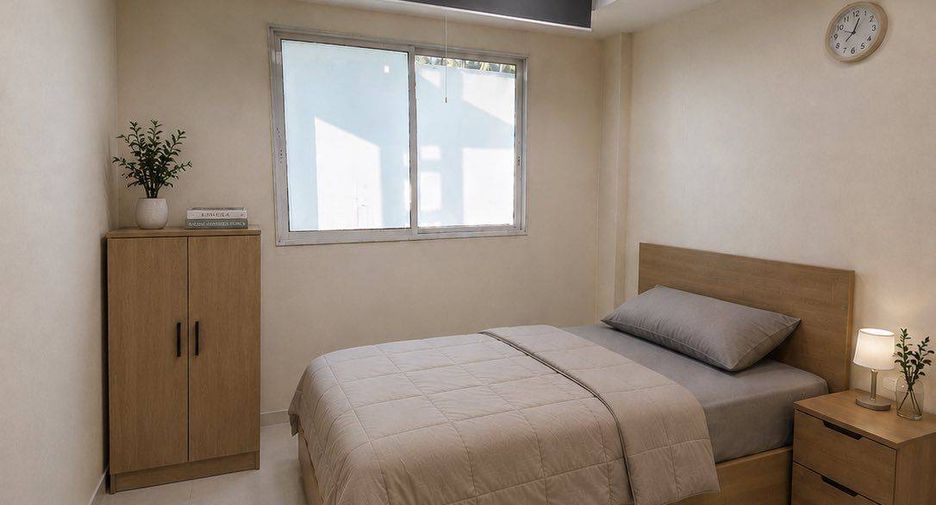 For sale 5 bedrooms condo in Yan Nawa, Bangkok