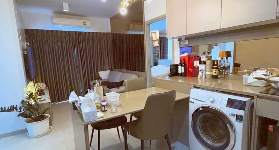 À louer et à vendre 2 chambres condo à Phra Khanong, Bangkok