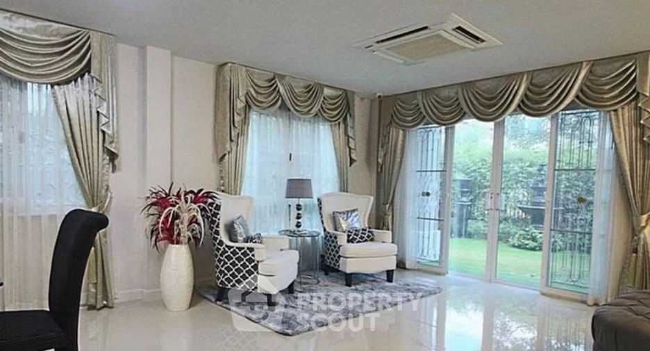 For rent and for sale 4 bedrooms house in Bang Khen, Bangkok