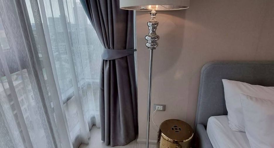 For rent and for sale 2 bedrooms condo in Khlong Toei, Bangkok