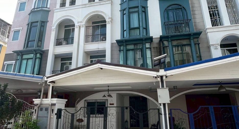 Reihenhaus zum Kauf mit 3 Zimmer in Samphanthawong, Bangkok