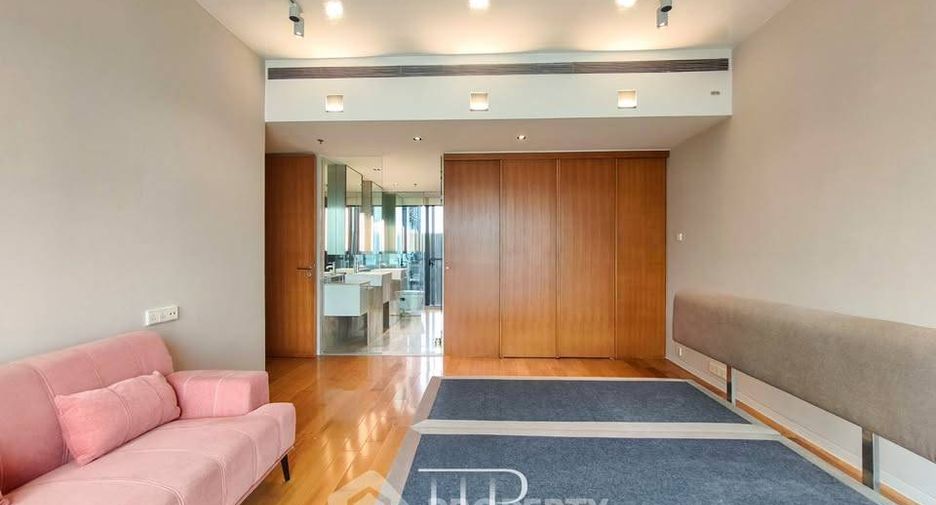 Wohnung zum Kauf mit 3 Zimmer in Sathon, Bangkok