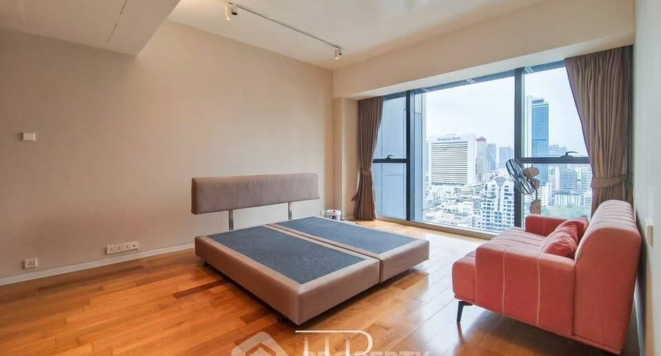 Wohnung zum Kauf mit 3 Zimmer in Sathon, Bangkok
