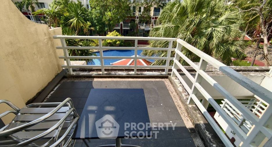 À vendre 2 chambres condo à Jomtien, Pattaya
