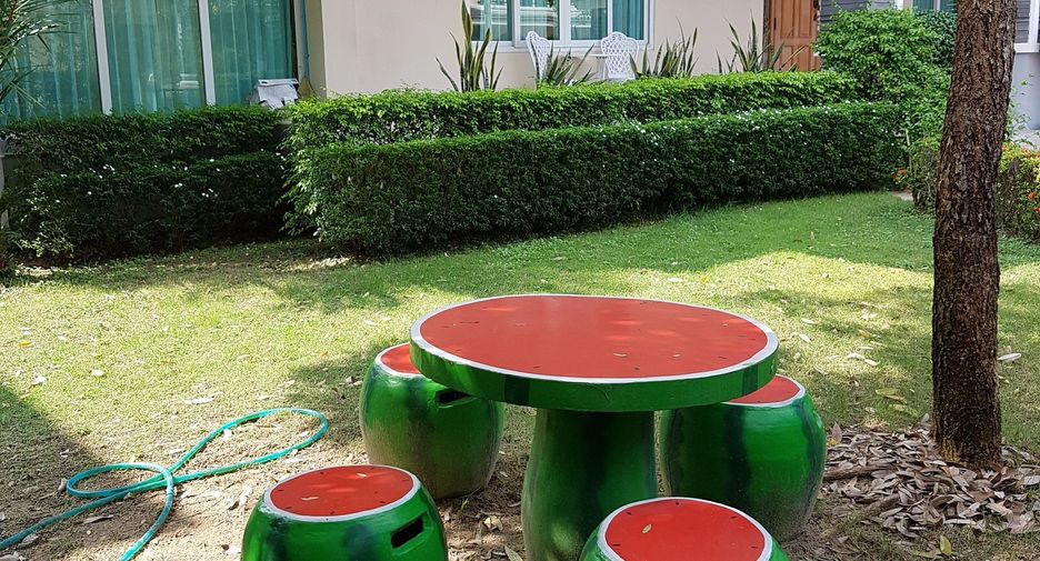 For sale 4 bedrooms house in Bang Khun Thian, Bangkok