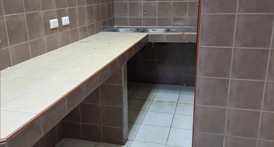 ขาย และ ให้เช่า 5 ห้องนอน พื้นที่ค้าปลีก ใน เมืองภูเก็ต, ภูเก็ต