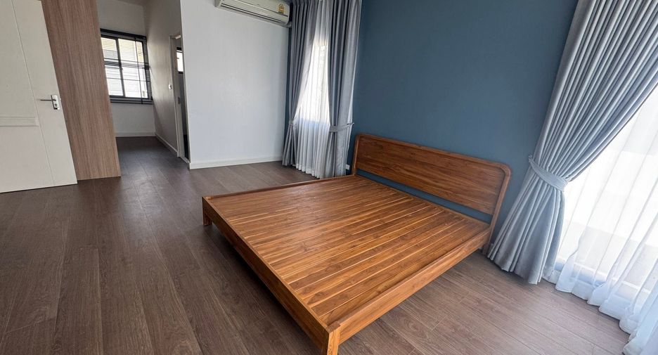 For rent 3 bedrooms house in Bang Phli, Samut Prakan