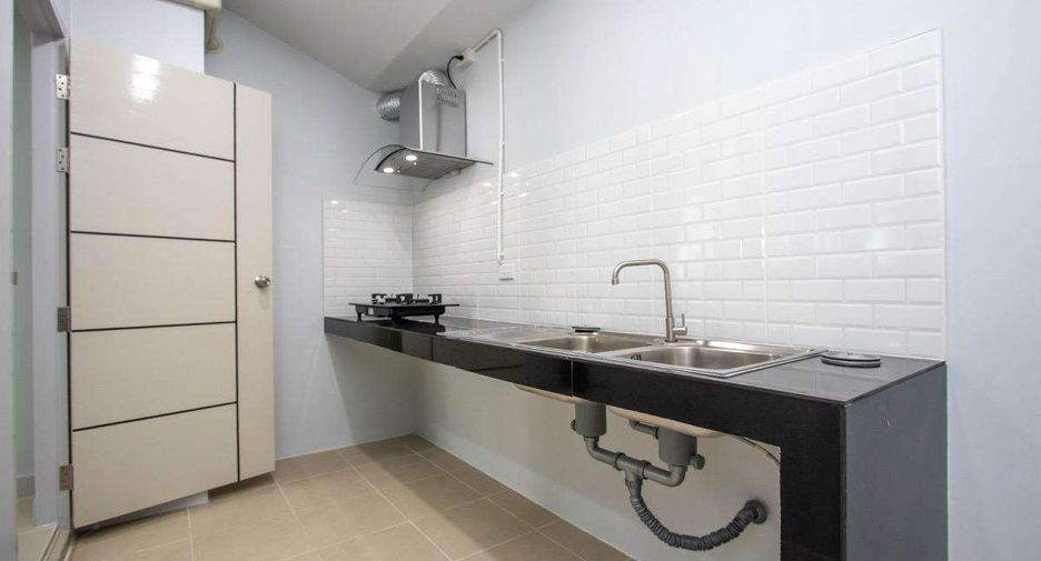 For rent 3 bedrooms house in San Kamphaeng, Chiang Mai