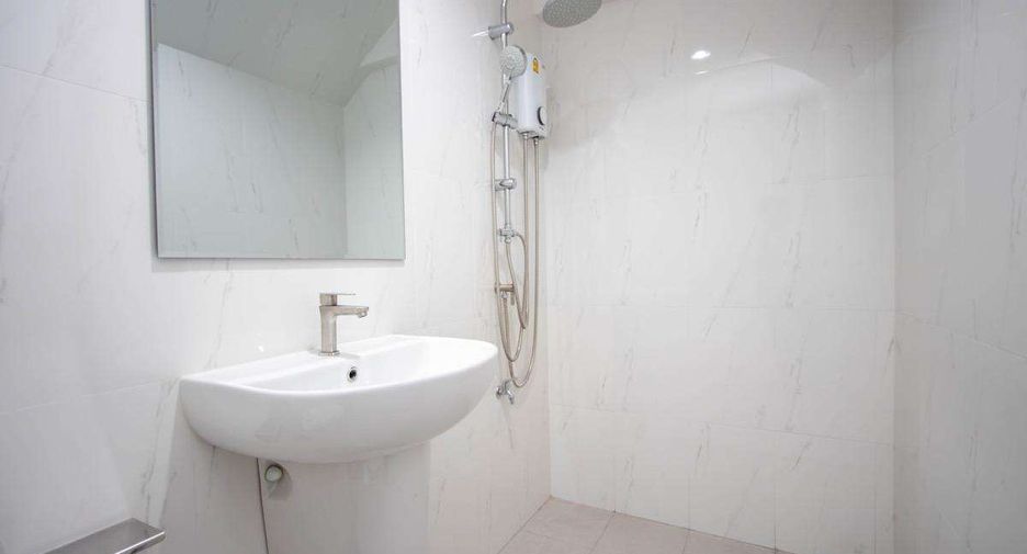 For rent 3 bedrooms house in San Kamphaeng, Chiang Mai