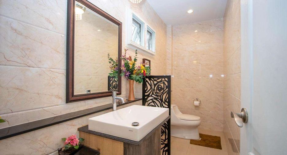 For rent 5 bedrooms house in Hang Dong, Chiang Mai