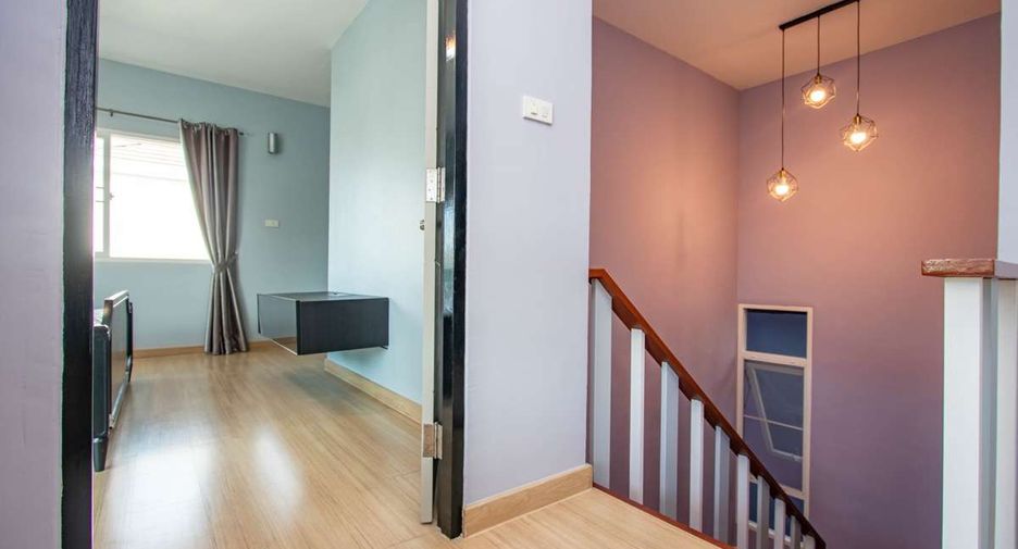 Haus zur Miete mit 4 Zimmer in Saraphi, Chiang Mai
