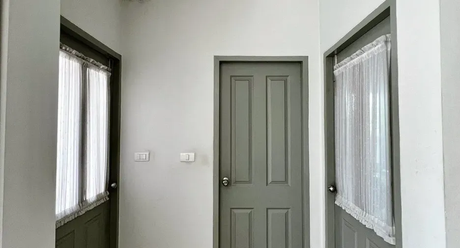 For rent 3 bedrooms house in San Kamphaeng, Chiang Mai