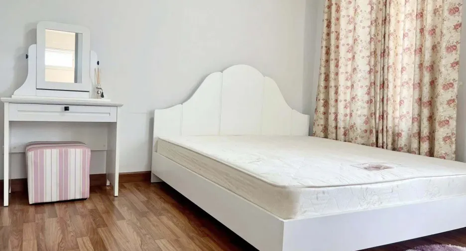 For rent 3 bedrooms house in San Kamphaeng, Chiang Mai