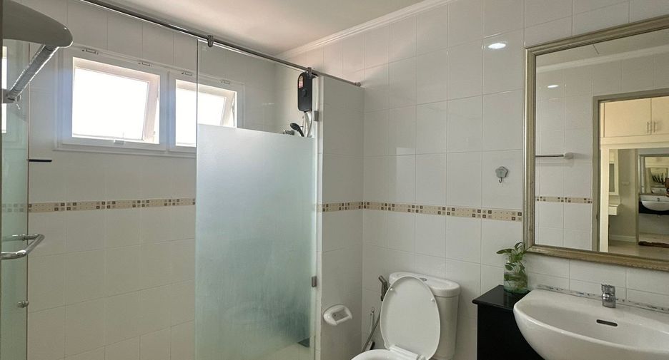 For rent 3 bedrooms house in Thalang, Phuket