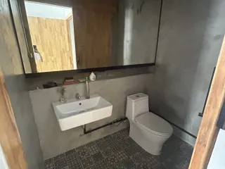 For rent retail Space in Khlong Toei, Bangkok