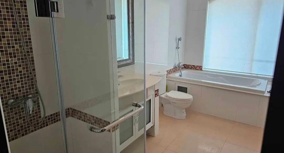 For rent 2 bedrooms condo in South Pattaya, Pattaya