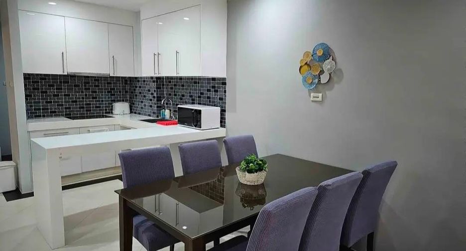 For rent 2 bedrooms condo in South Pattaya, Pattaya