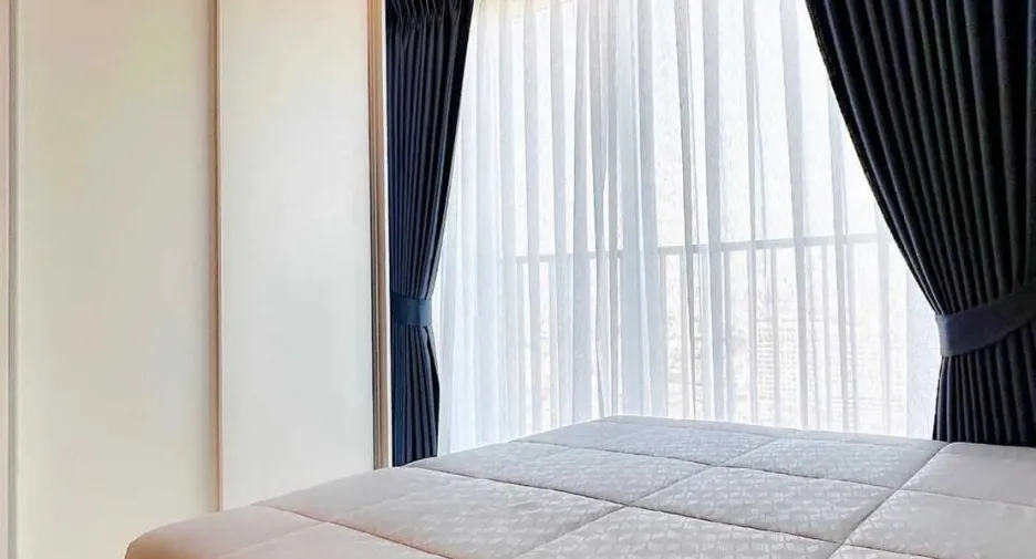 For rent studio condo in Thon Buri, Bangkok