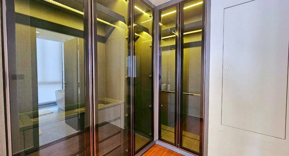 For sale 3 bedrooms condo in Bang Kho Laem, Bangkok