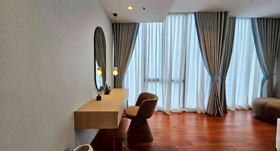 For sale 3 bedrooms condo in Bang Kho Laem, Bangkok