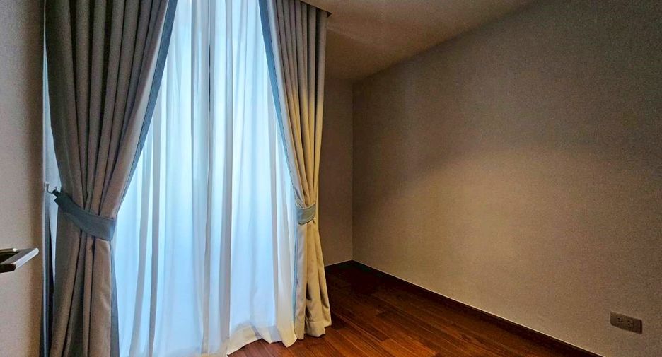 For sale 3 bedrooms condo in Bang Kho Laem, Bangkok