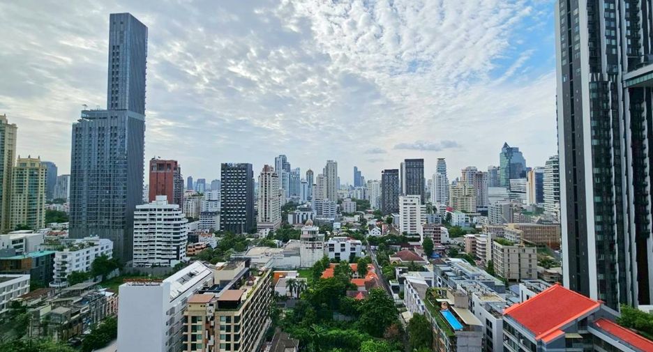 出租 和 出售 3 卧室 公寓 在 Khlong Toei, 曼谷