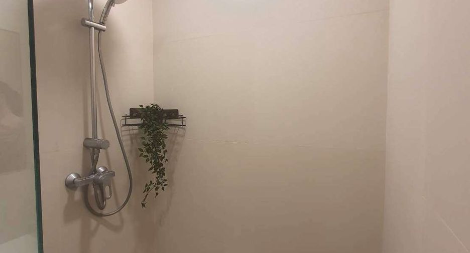 For rent and for sale 2 bedrooms condo in Khlong Toei, Bangkok
