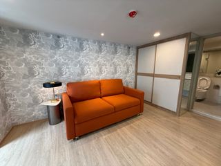 For rent 2 bedrooms condo in Bang Rak, Bangkok
